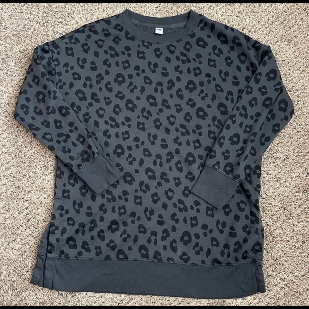 Women’s Old Navy Oversized Crewneck